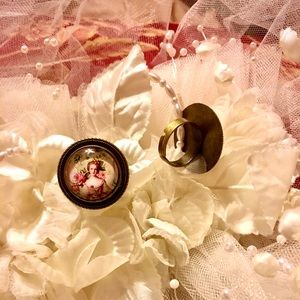 Vintage style ring, Victorian cameo